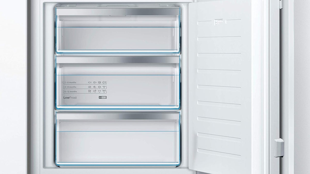 Bosch GIV11ADC0 Congelador Integrable Serie 6, 70 L, LowFrost, 72 cm