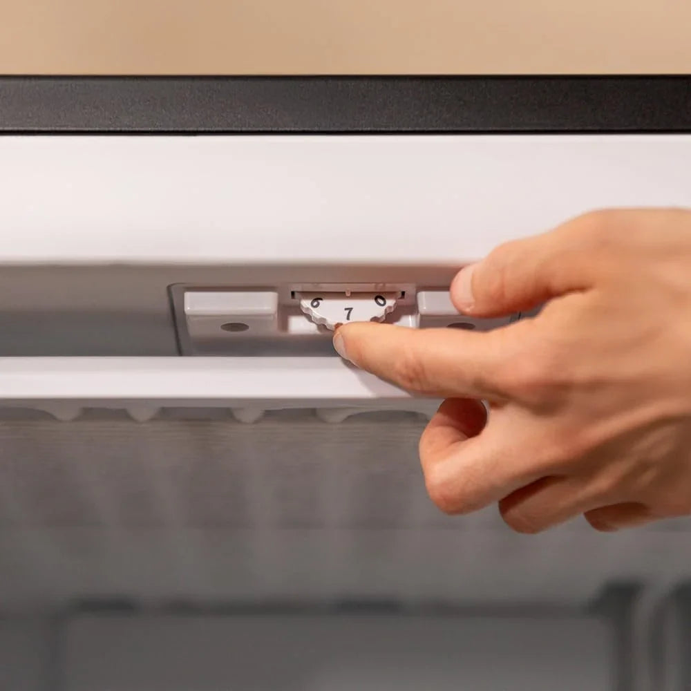 Cecotec Bolero CoolMarket TF 97 Inox Congelador Vertical 97 L, 3 Cajones, Puerta Reversible