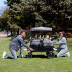 Delta Children Jeep Wrangler Deluxe Carrito Paseo para 4 Niños con Toldo y Nevera