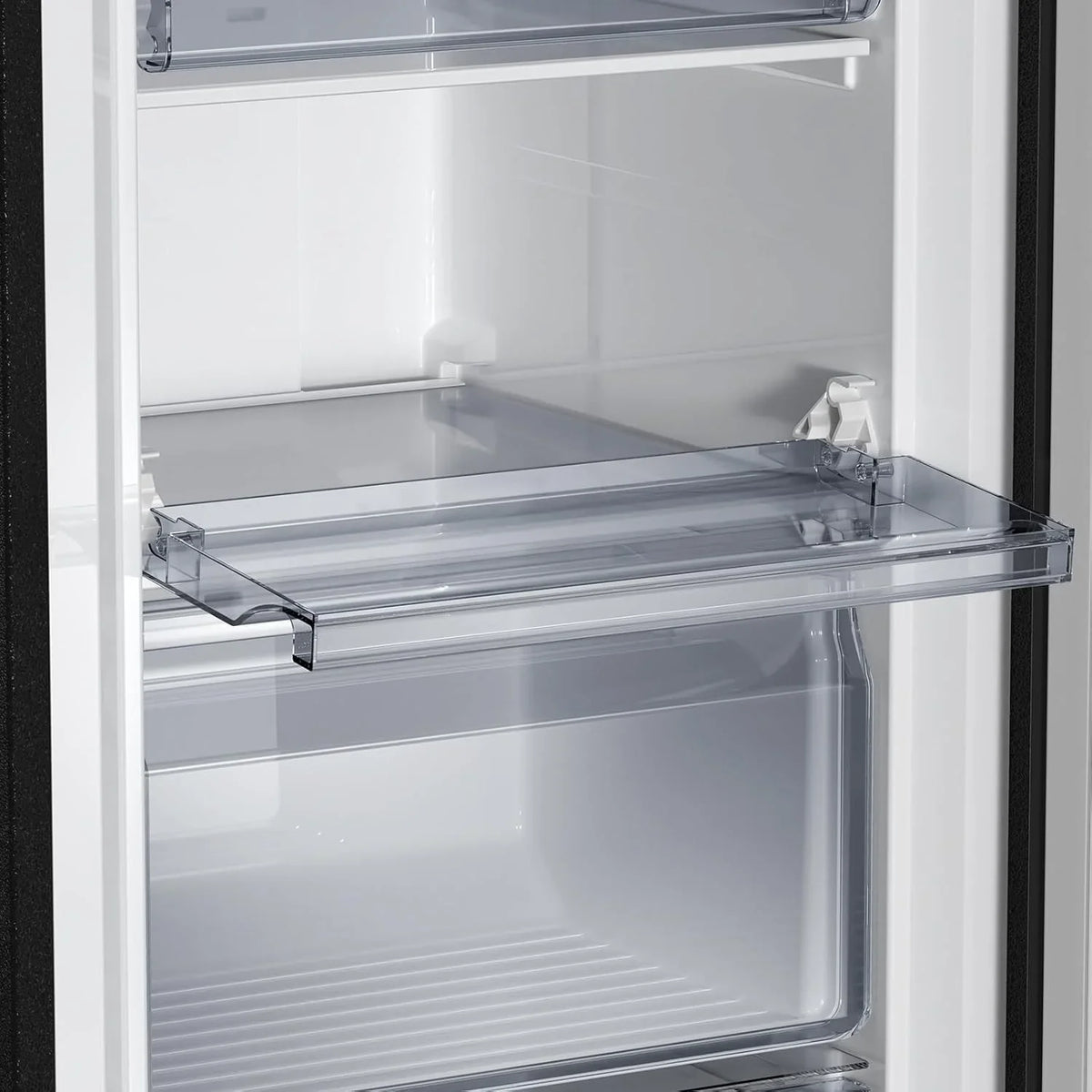 CHiQ FSD166NE4E Congelador Vertical No Frost 166 L, Control Electrónico, Inox Negro, Clase E
