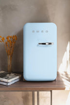 Smeg FAB5LDPB6 Minibar Frigorífico Vintage 34 L con Luz LED, Azul Celeste